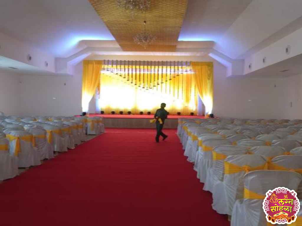 Shree Siddhi Lawns And Banquet Halls